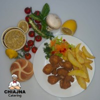 Aripioare de pui pane picante + cartofi prajiti Aripioare de pui pane picante + cartofi prajiti